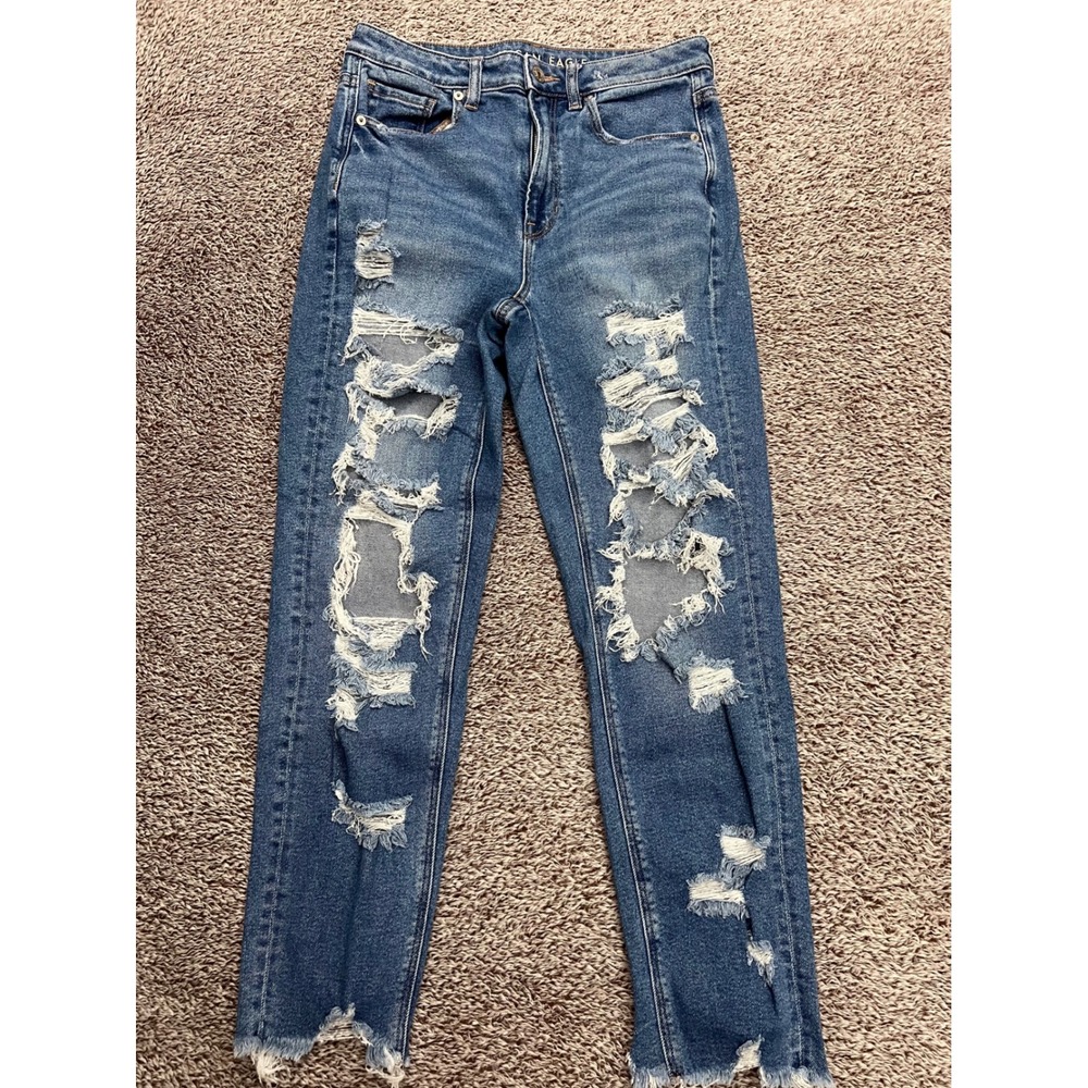American Eagle Mom Jeans Size 6 Distressed High Waisted Stretch Blue Raw Hem